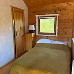 Apartament Trzy *